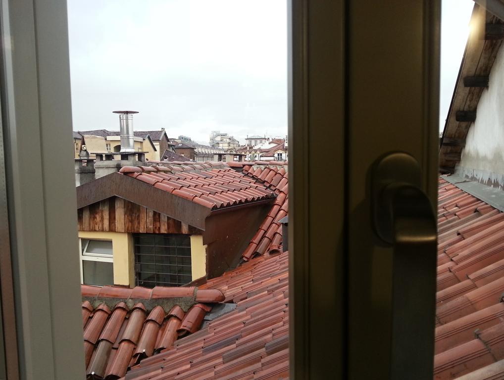 Apartamento Mansarda Palatina Turín Habitación foto