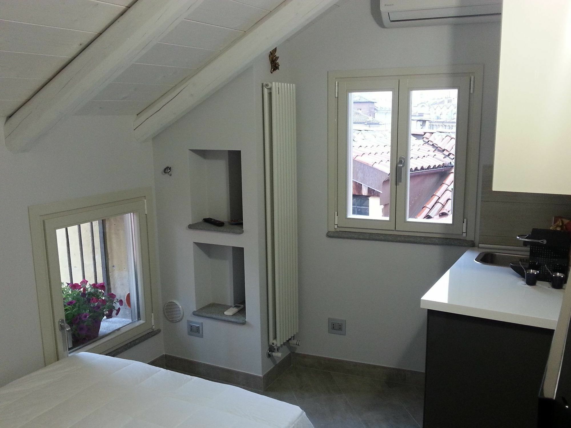 Apartamento Mansarda Palatina Turín Exterior foto